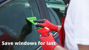 how to clean tinted car windows inside 
